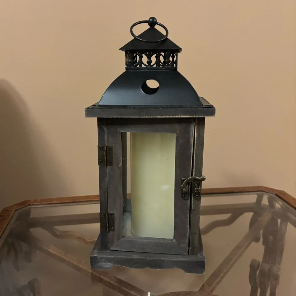 {SHEIN} Black and Cream Decorative Lantern